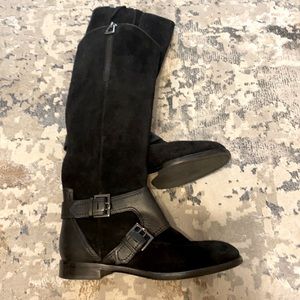 Suede women boots